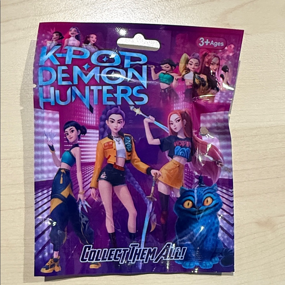 K-Pop Demon Hunters Collectible Pack